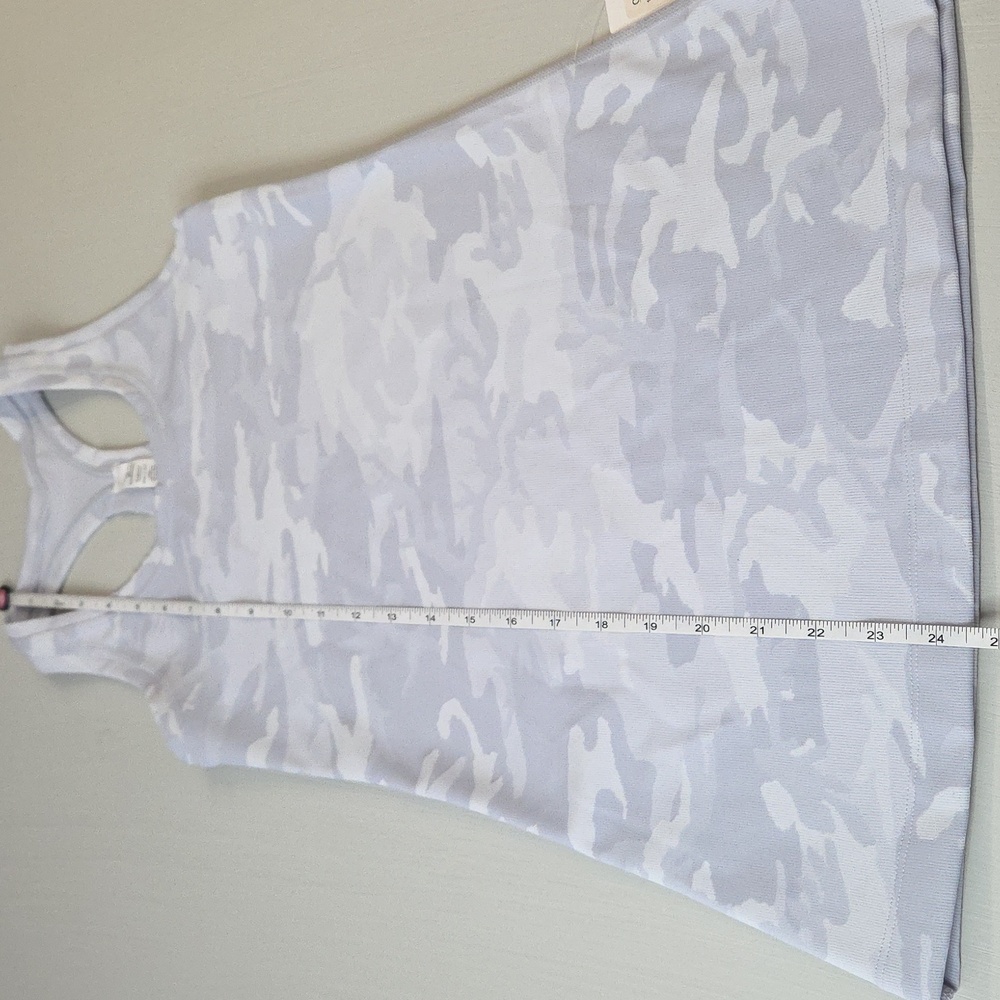 Lululemon Cool Racerback Tank - Picture 5 of 8